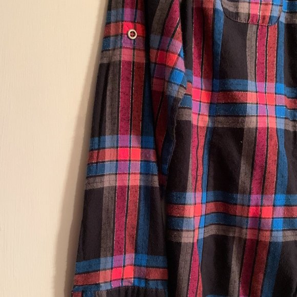 Maurices Large Roll-Tab Sleeve Button Up Shirt - Picture 9 of 13